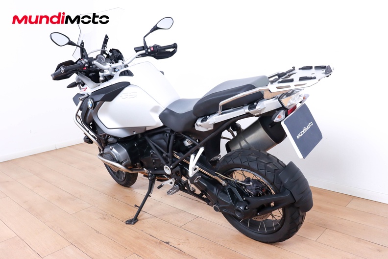 Motorbike image 6