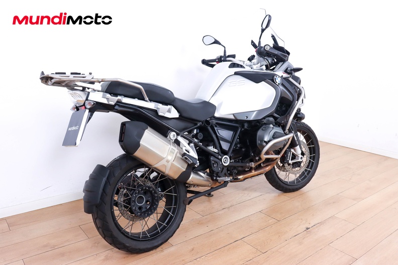Motorbike image 2