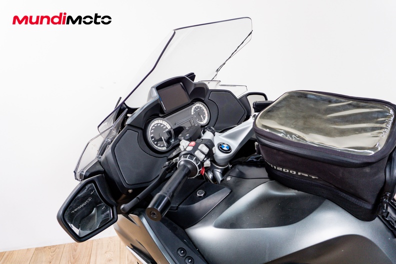 Motorbike image 10