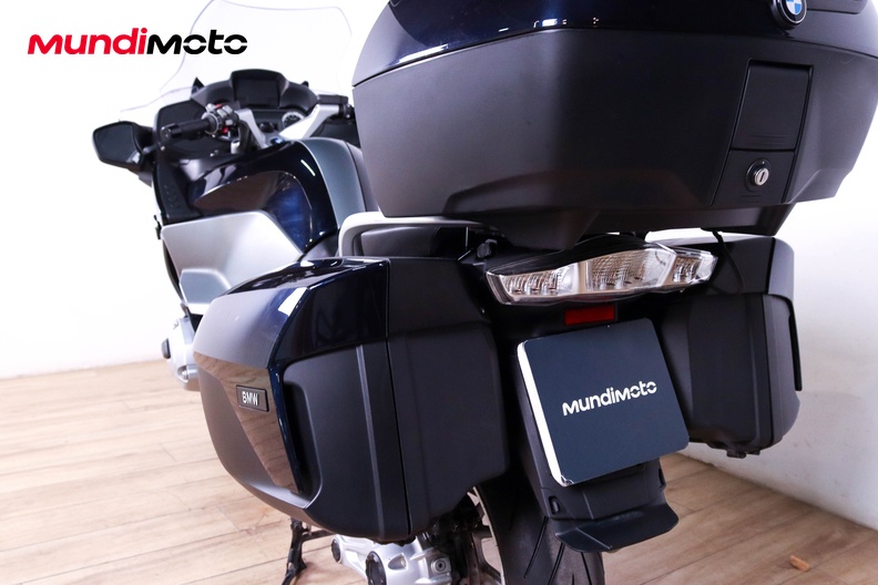 Motorbike image 9