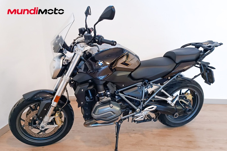 Motorbike image 6