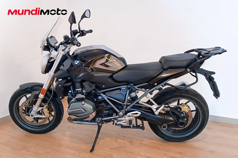 Motorbike image 5