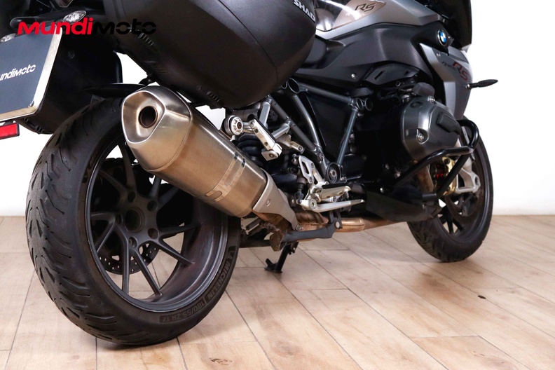 Motorbike image 3