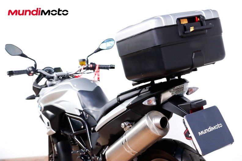 Motorbike image 9