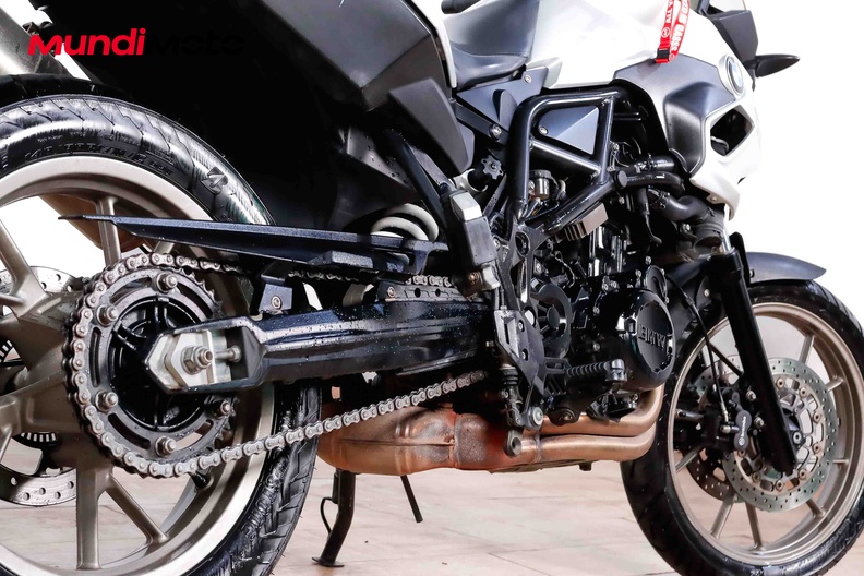 Motorbike image 3