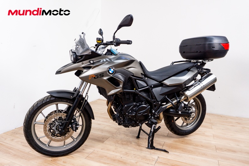 Motorbike image 6