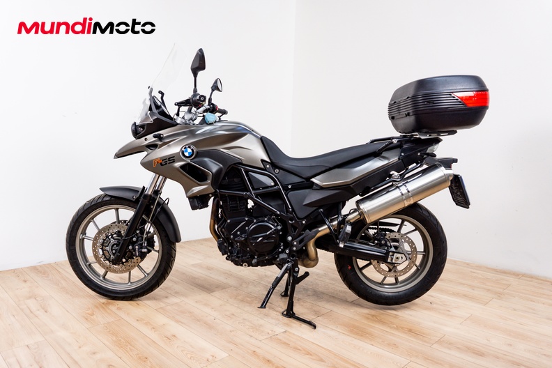 Motorbike image 5