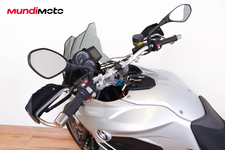 Motorbike image 10