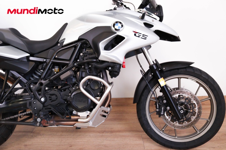Motorbike image 12