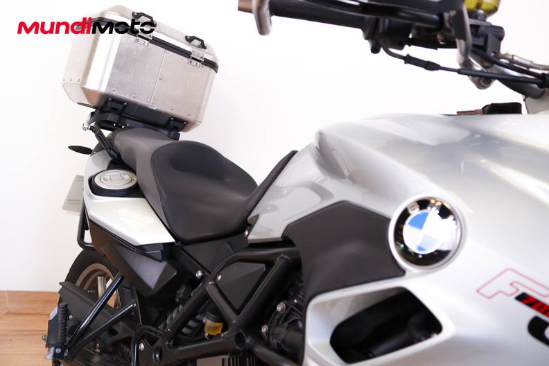 Motorbike image 13