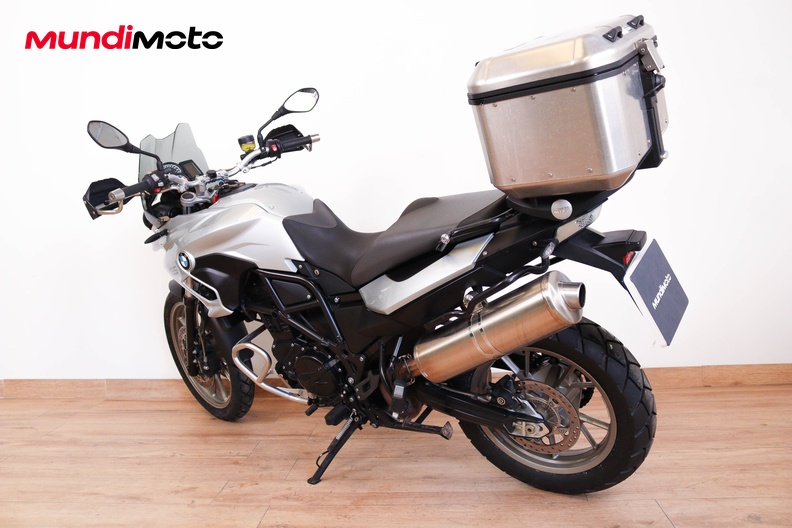 Motorbike image 6