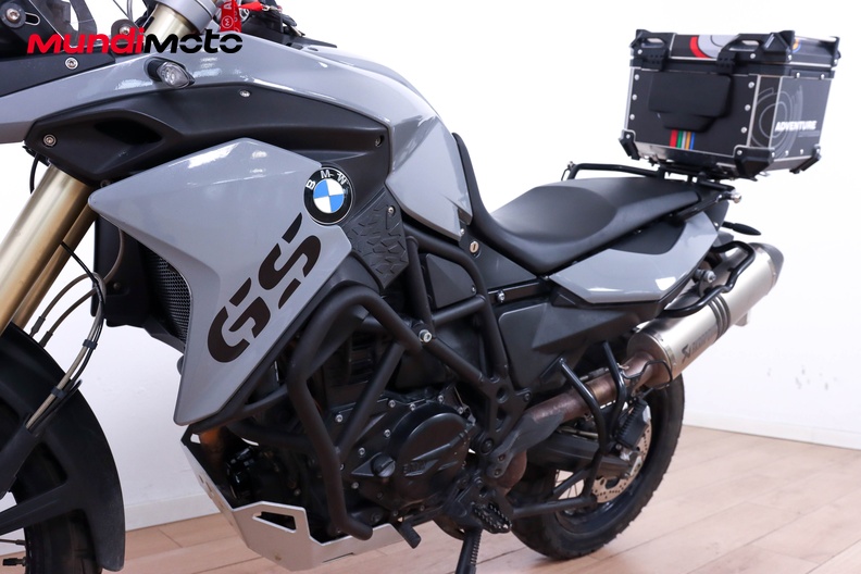Motorbike image 8