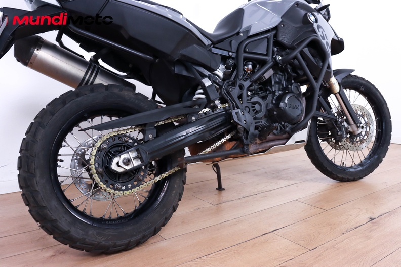 Motorbike image 3