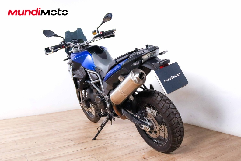 Motorbike image 6