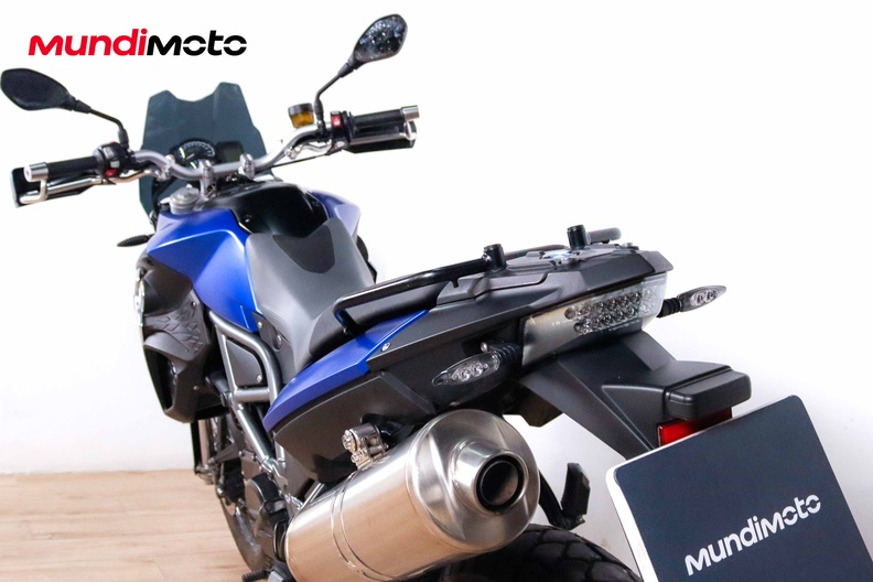 Motorbike image 9
