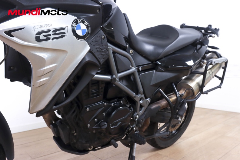 Motorbike image 8