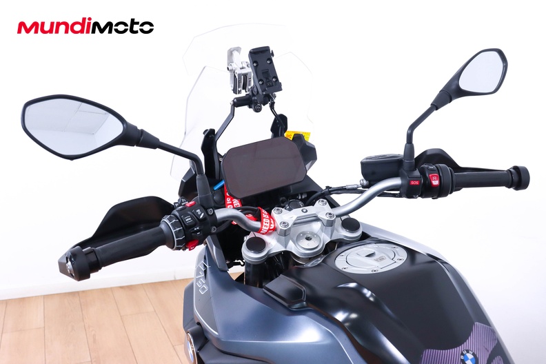 Motorbike image 10