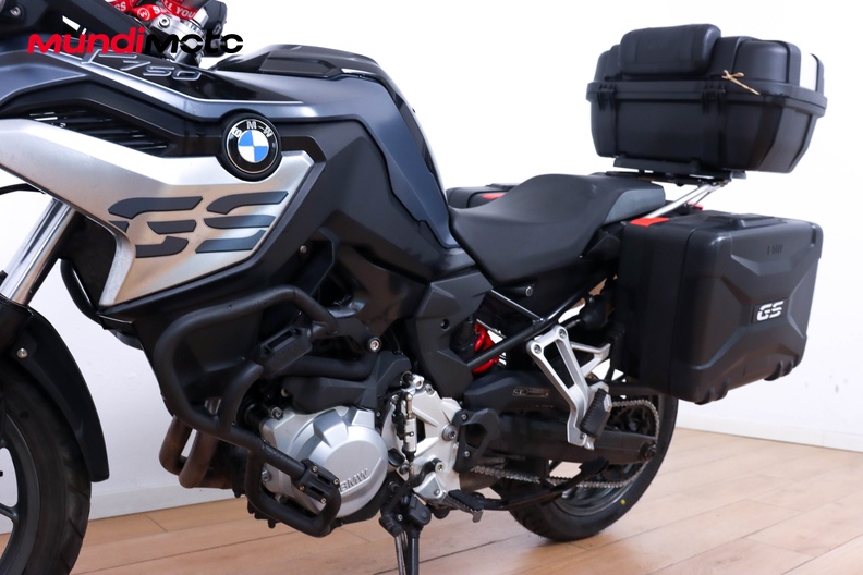 Motorbike image 8