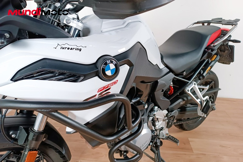 Motorbike image 9