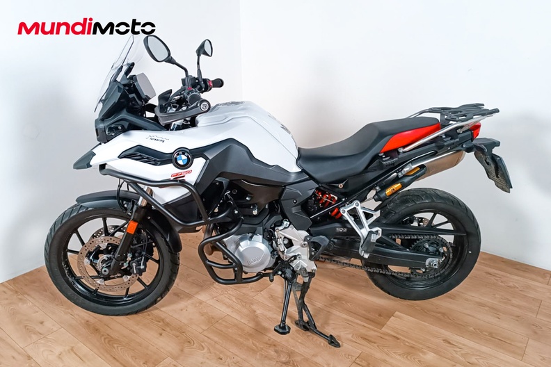 Motorbike image 5