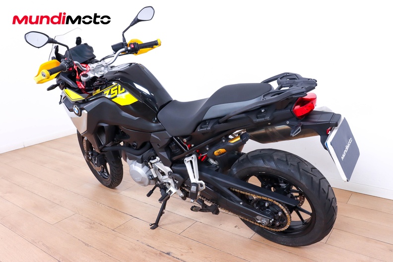 Motorbike image 6