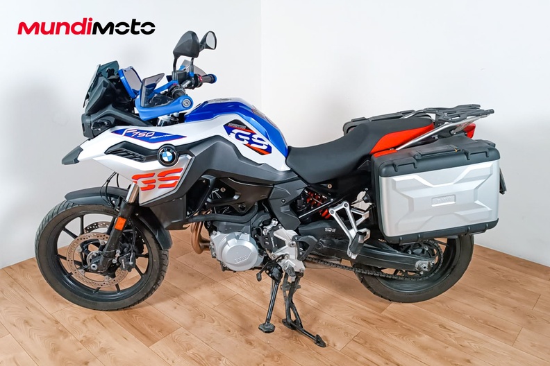 Motorbike image 5