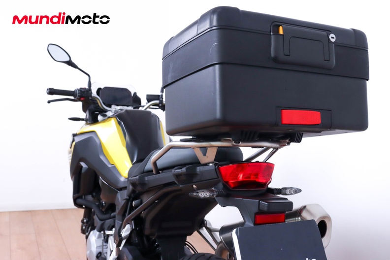 Motorbike image 9
