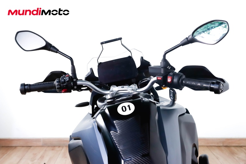 Motorbike image 10