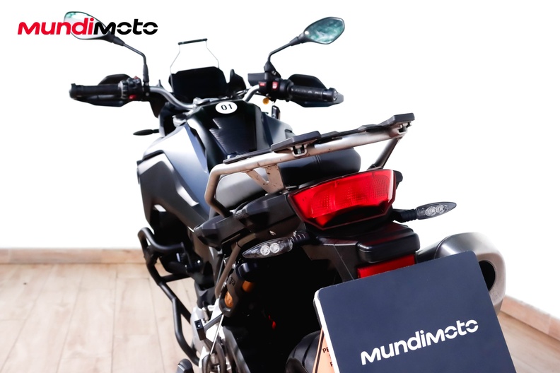 Motorbike image 9