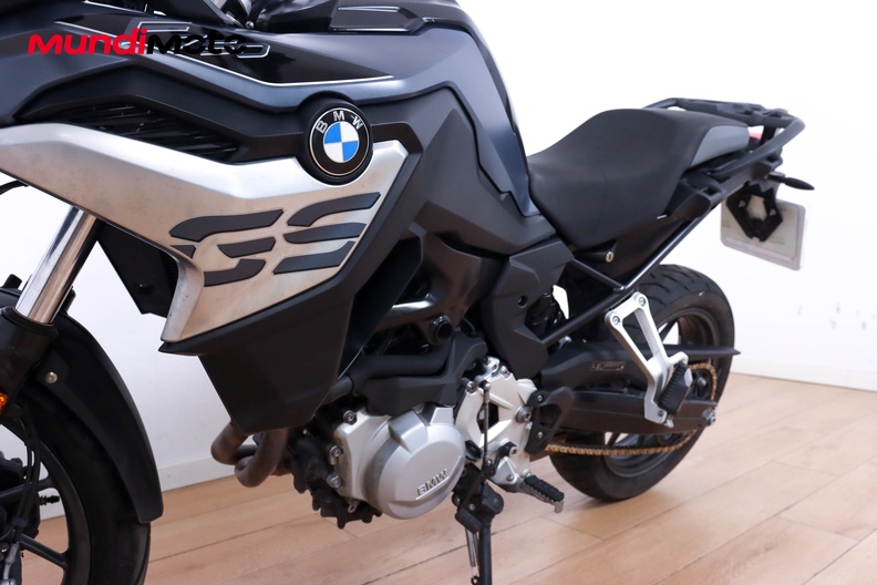 Motorbike image 8