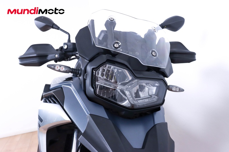 Motorbike image 4