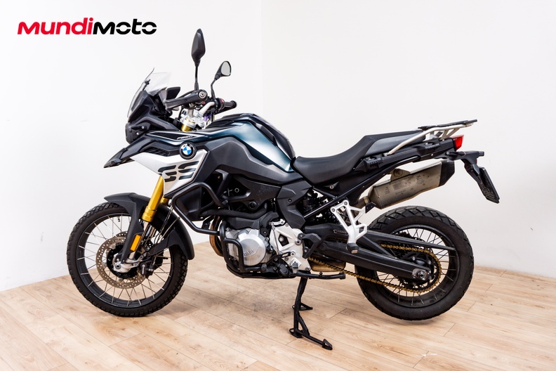 Motorbike image 5