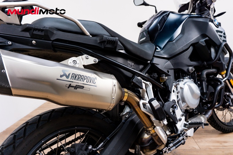 Motorbike image 3