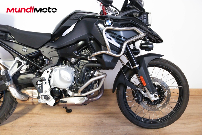 Motorbike image 12
