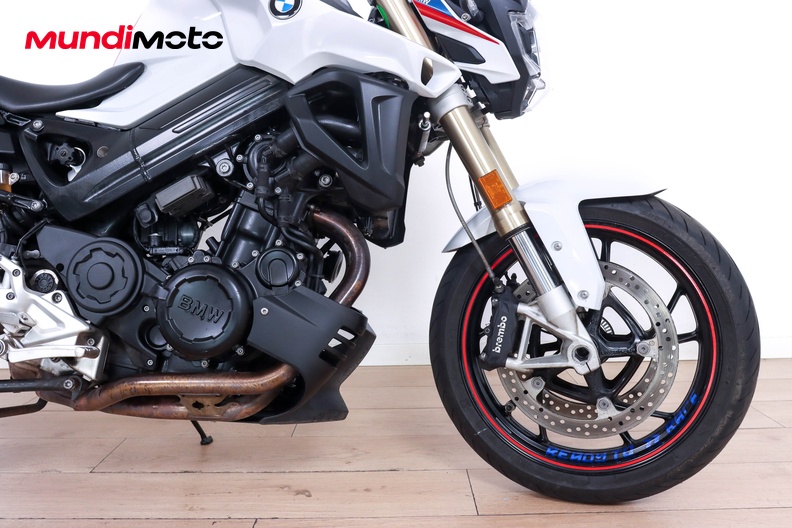 Motorbike image 13