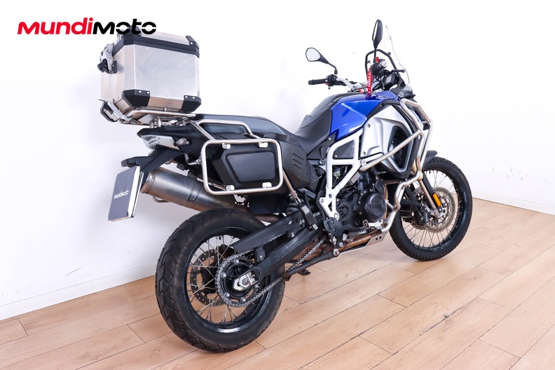 Motorbike image 2