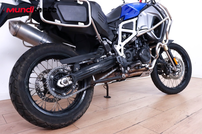 Motorbike image 3