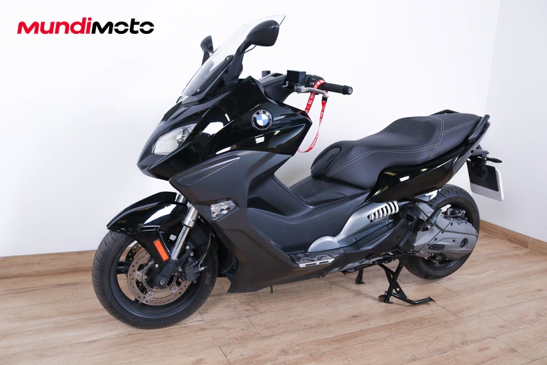 Motorbike image 6