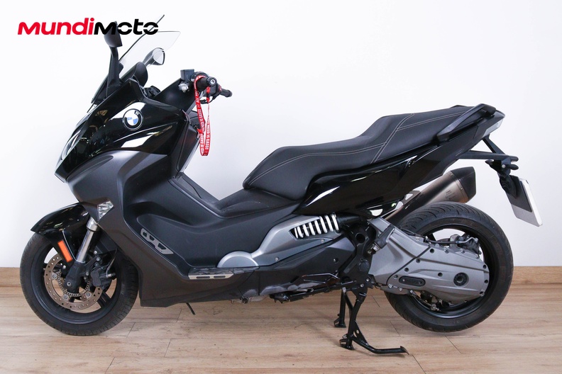 Motorbike image 5