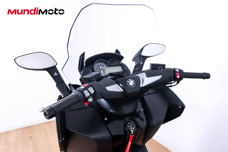Motorbike image 10