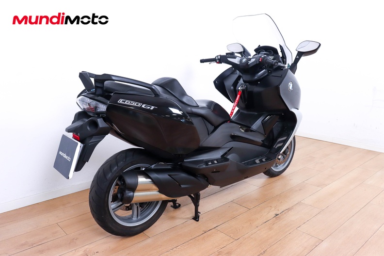 Motorbike image 2