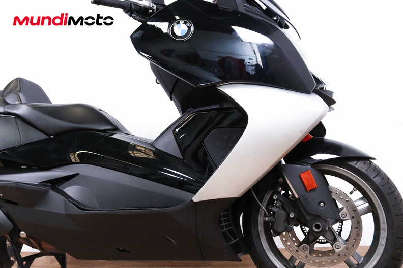 Motorbike image 13