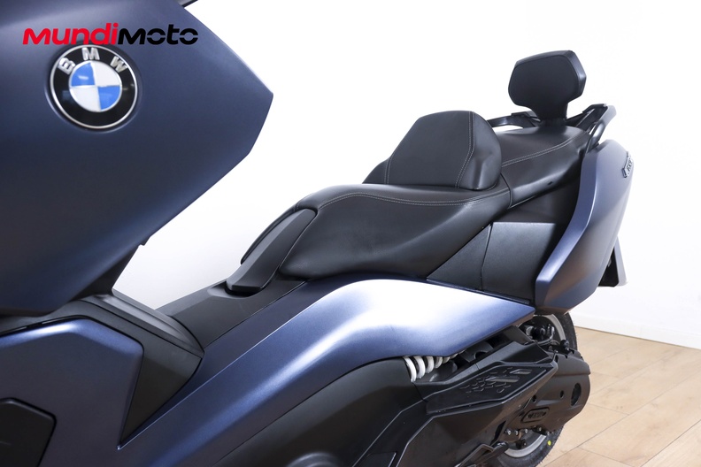 Motorbike image 8
