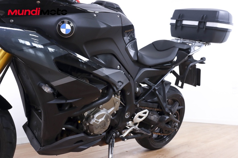 Motorbike image 8