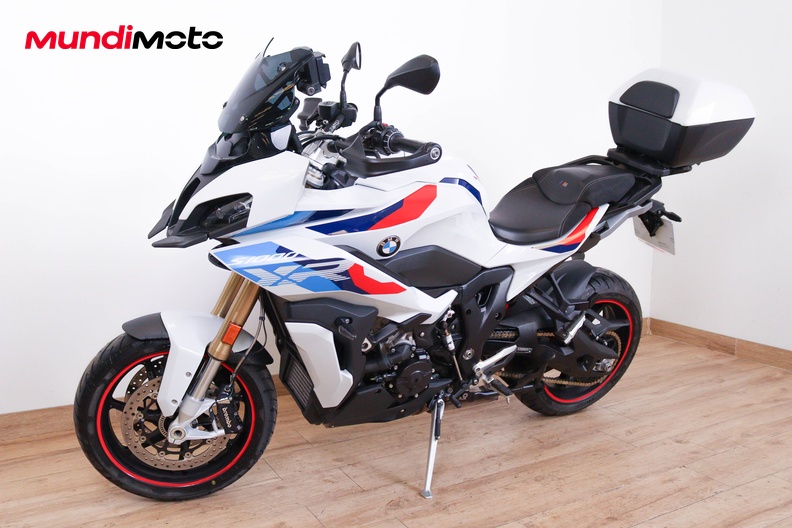 Motorbike image 6