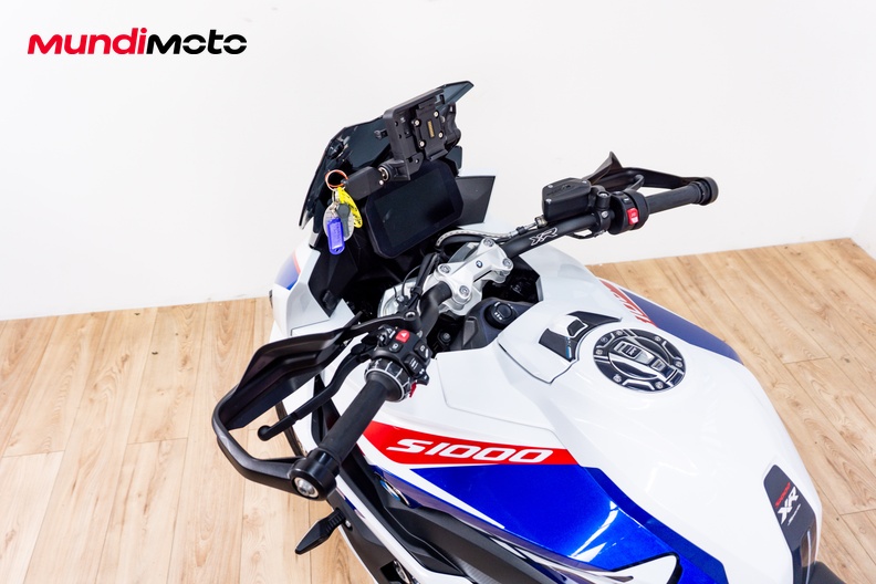 Motorbike image 10