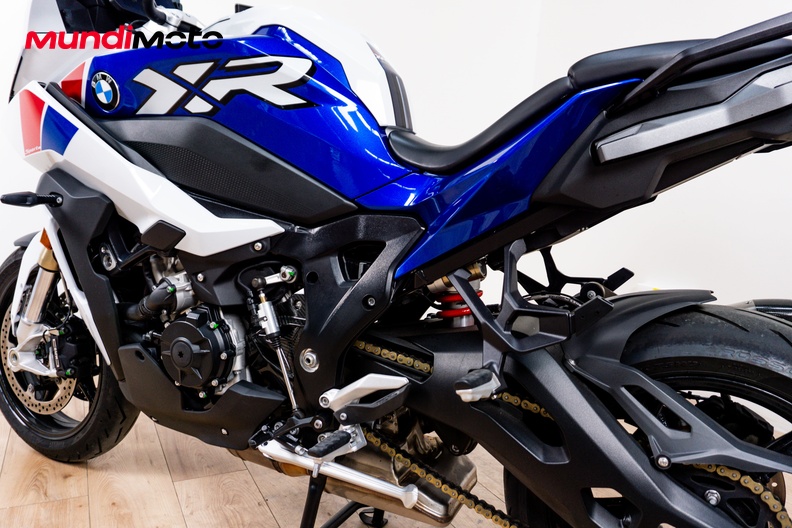 Motorbike image 8