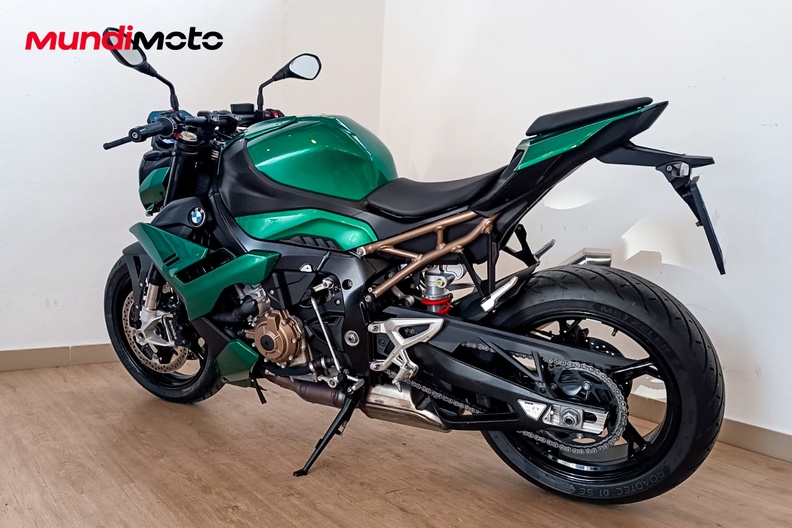 Motorbike image 7