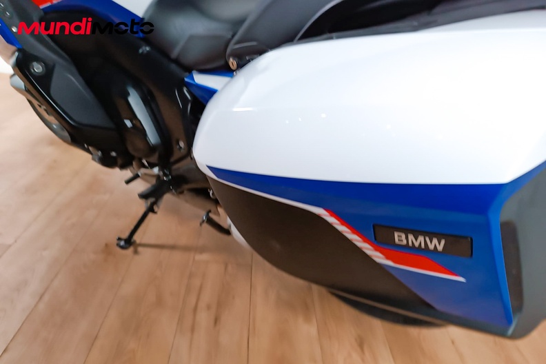 Motorbike image 8
