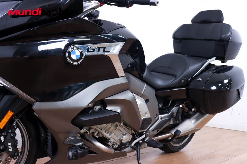 Motorbike image 8